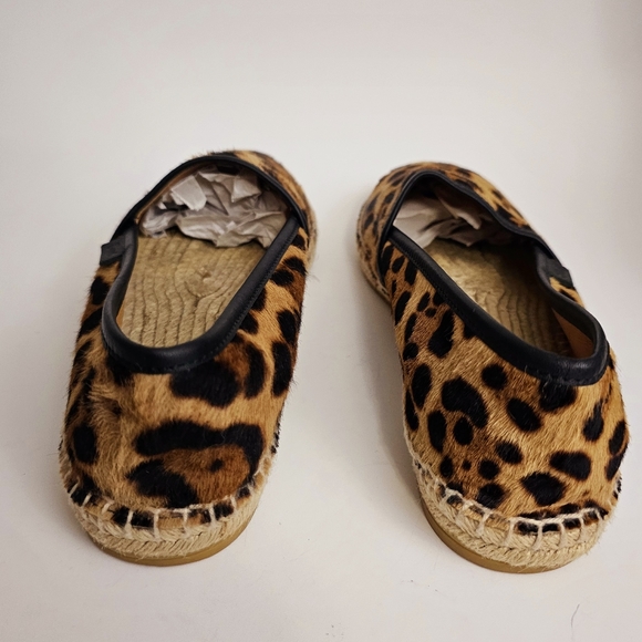 Gucci Animal Print Slip-on - Picture 6 of 12